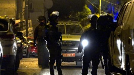 اغلاق منزل عائلة حسين قراقع منفذ عملية رامون في القدس 